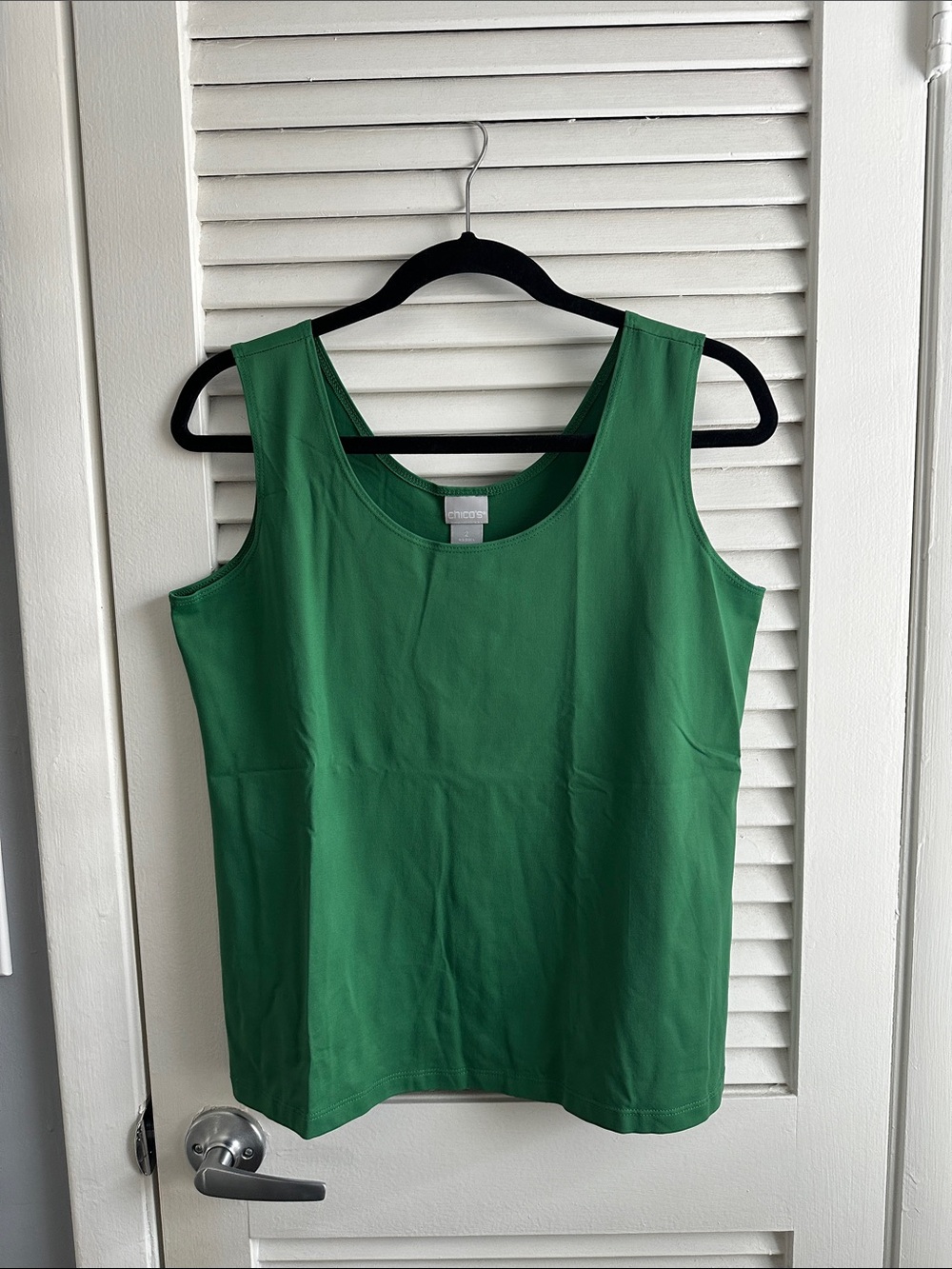 Chicos green tank top size 2 Large